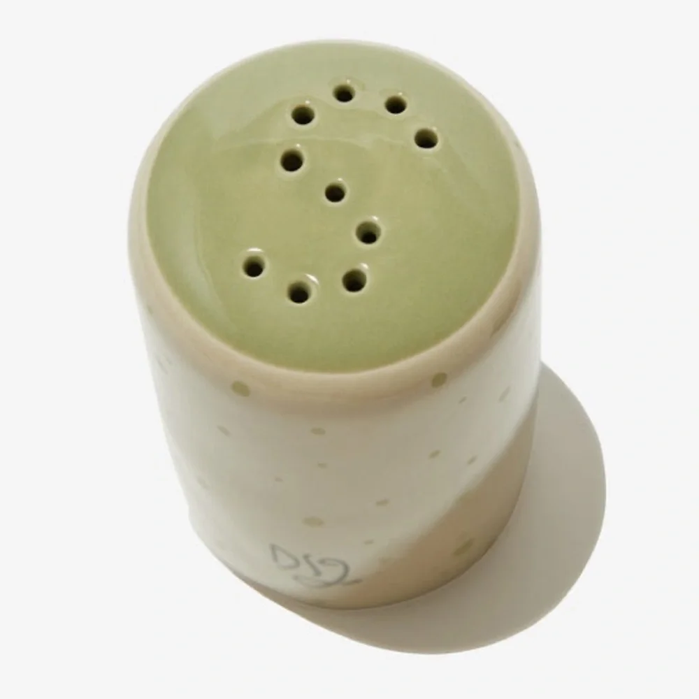 Elegant Olive Ceramic Salt and Pepper Shaker Set - Picture 4 of 7